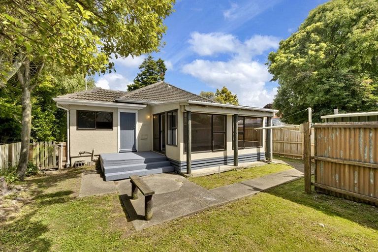 Photo of property in 8 Puna Street, Riccarton, Christchurch, 8041
