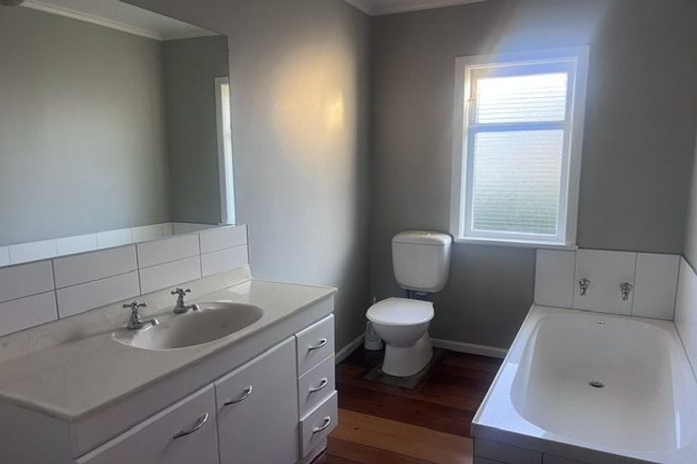 Photo of property in 103 Riverslea Road North, Parkvale, Hastings, 4122