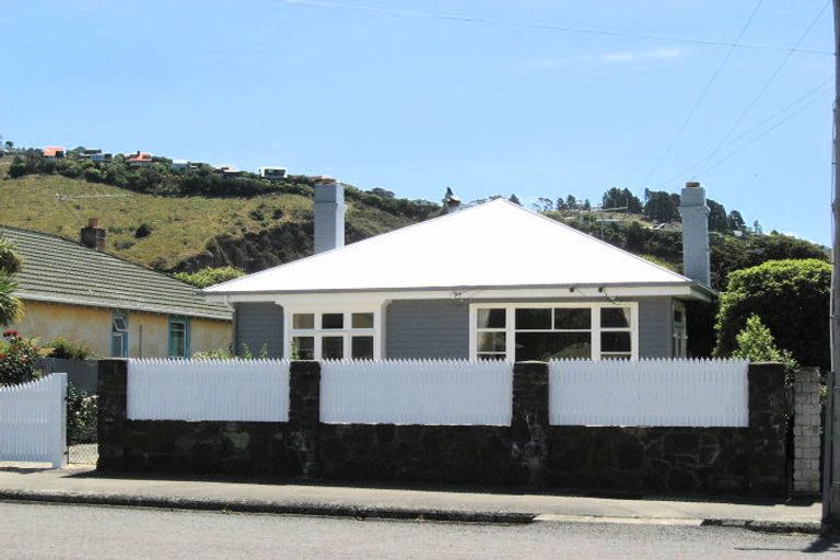 Photo of property in 24 Menzies Street, Sumner, Christchurch, 8081