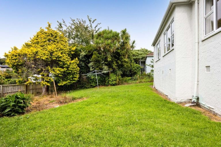 Photo of property in 6 Mill Road, New Plymouth, 4310
