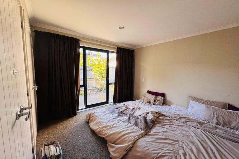 Photo of property in 46 Ward Street, Palmerston North, 4410