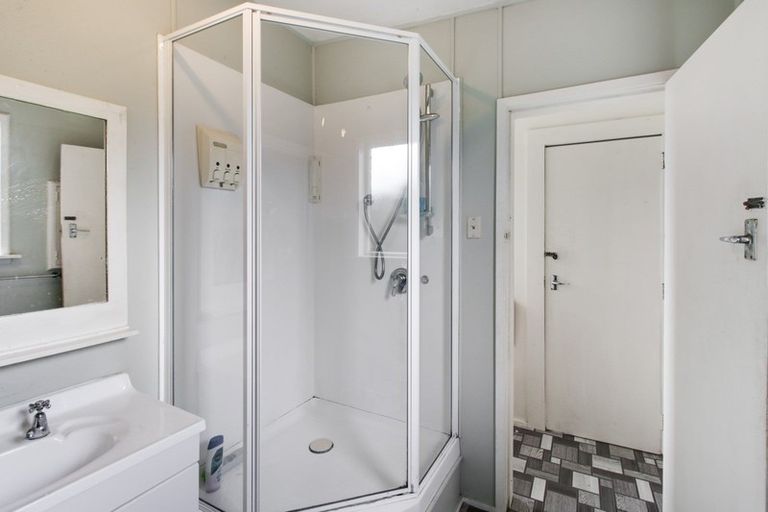 Photo of property in 26 Kent Avenue, Waitarere Beach, Levin, 5510