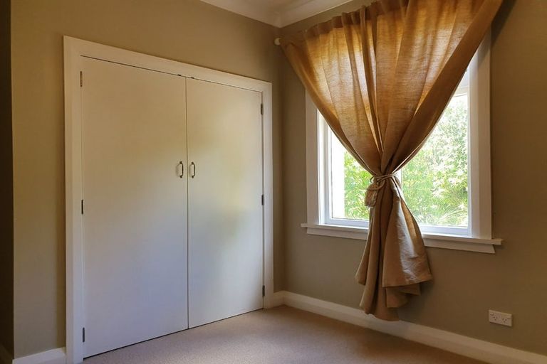 Photo of property in 434a Stokes Valley Road, Stokes Valley, Lower Hutt, 5019