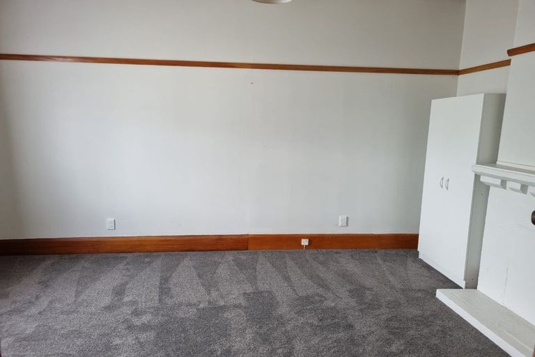 Photo of property in 35 Frederick Street, Terrace End, Palmerston North, 4410