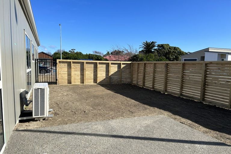 Photo of property in 12 Rotoiti Place, Paraparaumu, 5032