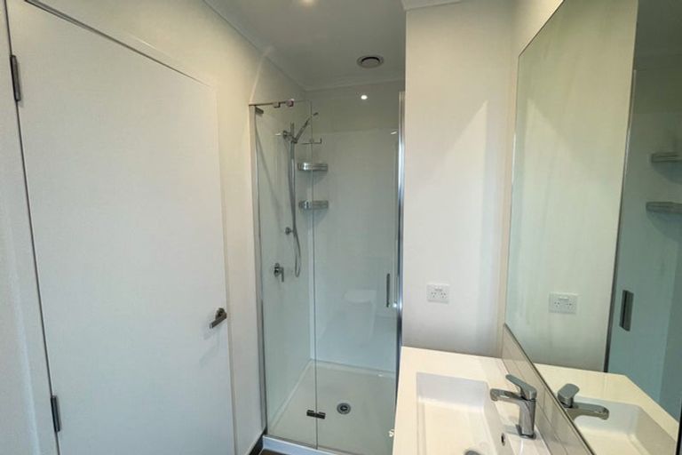 Photo of property in 2 Jagoda Road, Westgate, Auckland, 0614