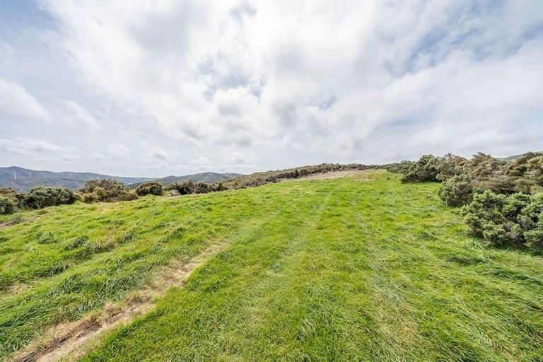 Photo of property in 89 Te Wai Komaru Way, Makara, Wellington, 6972