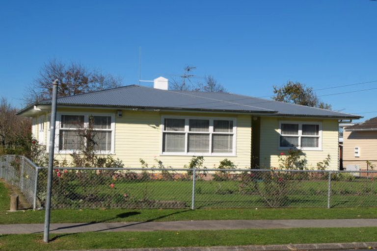 Photo of property in 36 Haddon Street, Mangere East, Auckland, 2024