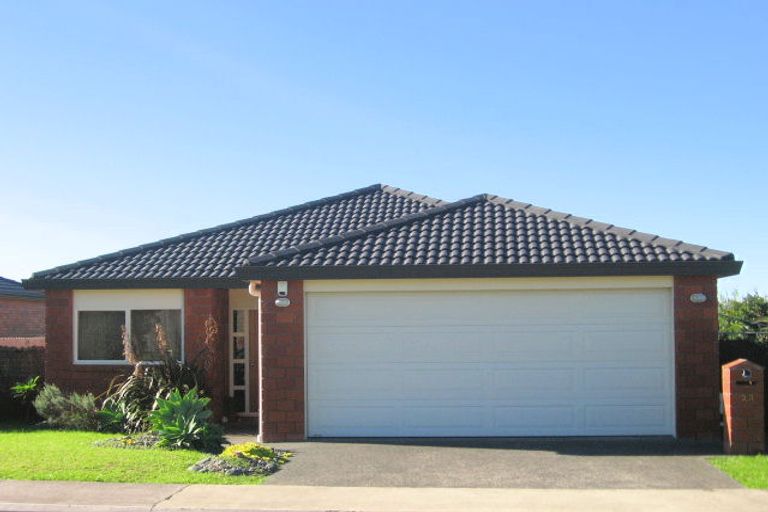 Photo of property in 33 Basra Drive, Henderson, Auckland, 0612
