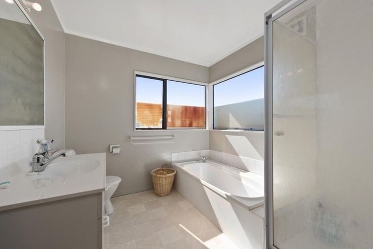 Photo of property in 49d Carey Street, Maeroa, Hamilton, 3200