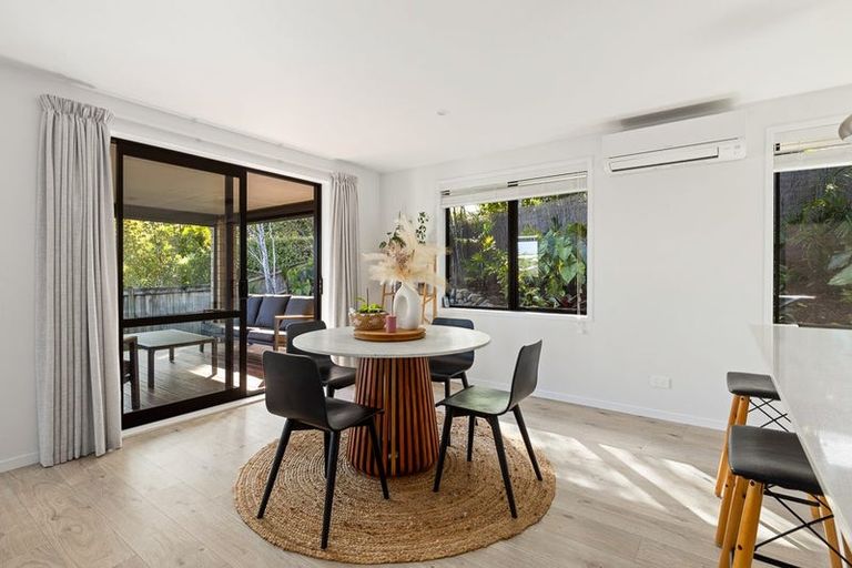 Photo of property in 6 Parkdale Close, Snells Beach, 0920