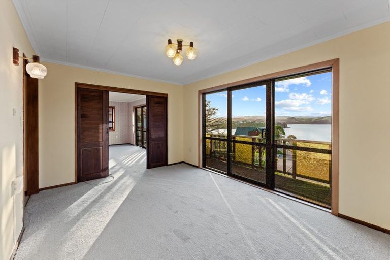 Photo of property in 40 Bosun Terrace, Whitby, Porirua, 5024