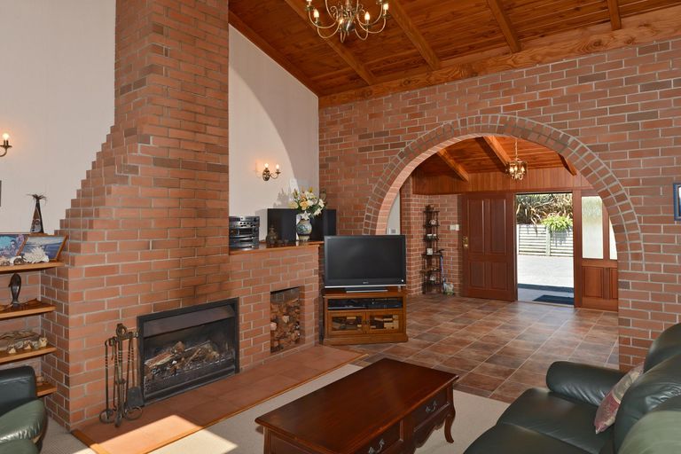 Photo of property in 846 Puketona Road, Haruru, 0204