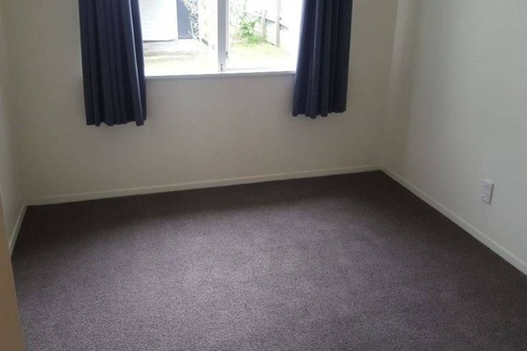 Photo of property in 70 Weldene Avenue, Glenfield, Auckland, 0629