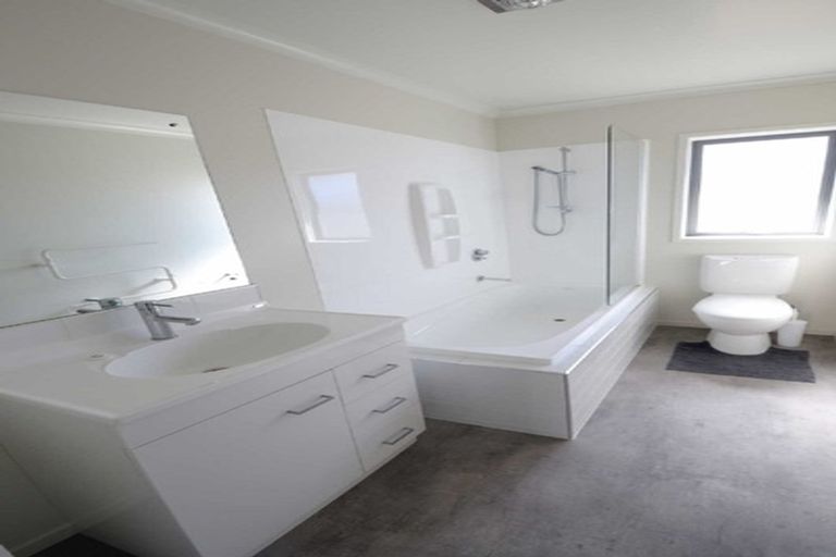 Photo of property in 71 Barnes Street, Pegasus, 7612