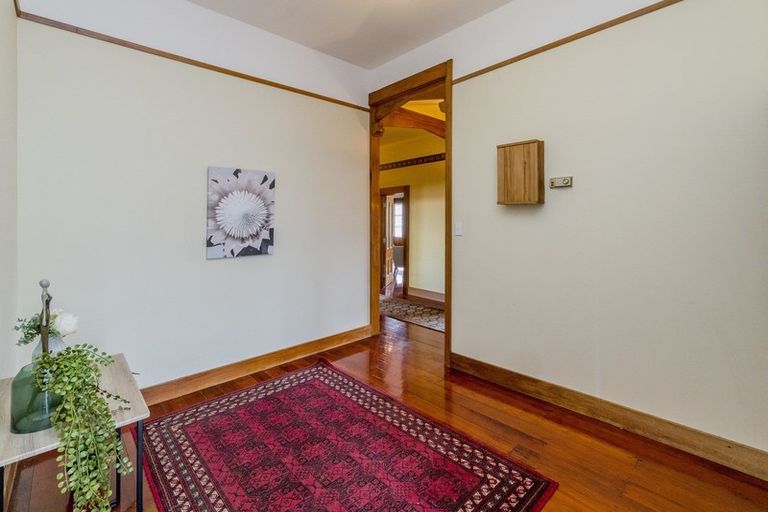 Photo of property in 1 Winslow Place, Levin, 5510