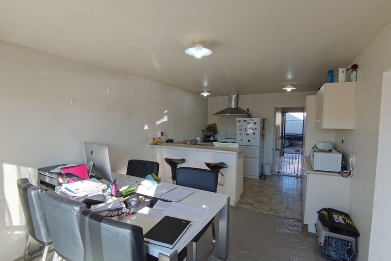 Photo of property in 2/17 Dallas Street, Riccarton, Christchurch, 8041