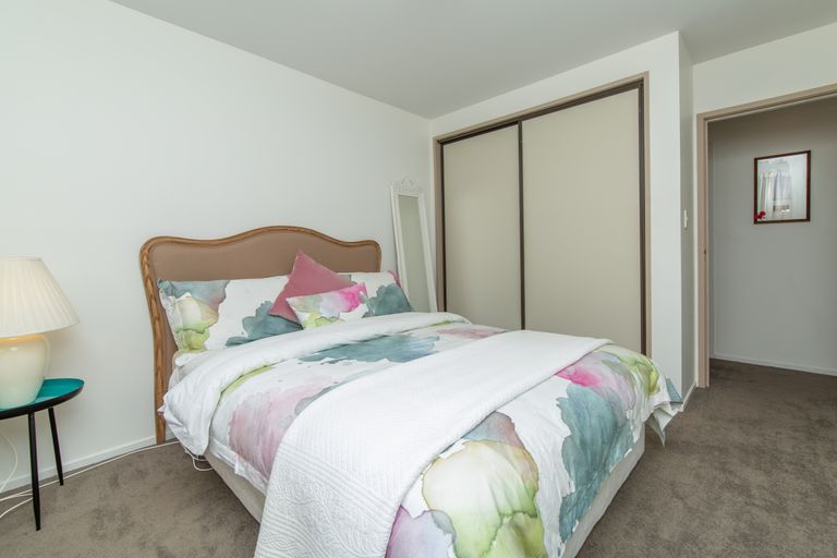 Photo of property in 5 Sayers Crescent, Ilam, Christchurch, 8041