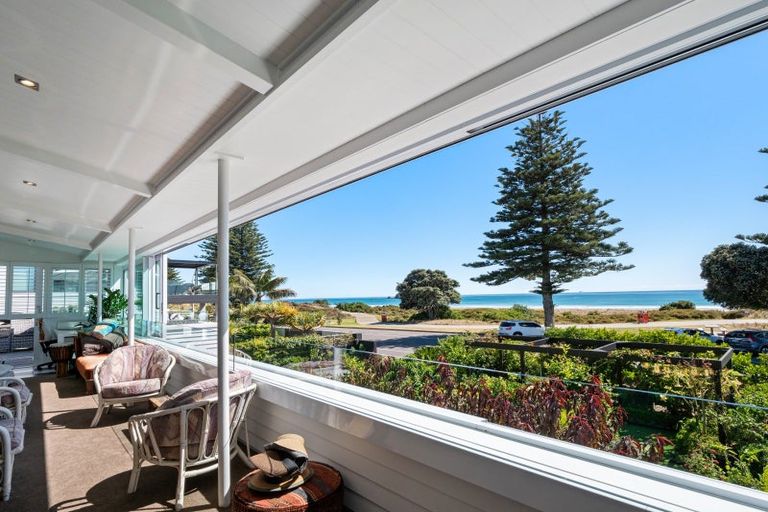 Photo of property in 93 Marine Parade, Mount Maunganui, 3116