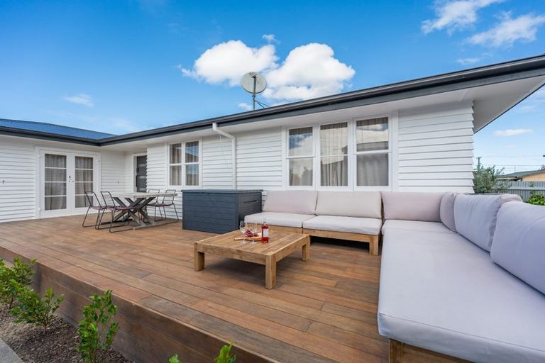 Photo of property in 6 Corbett Place, Onekawa, Napier, 4110