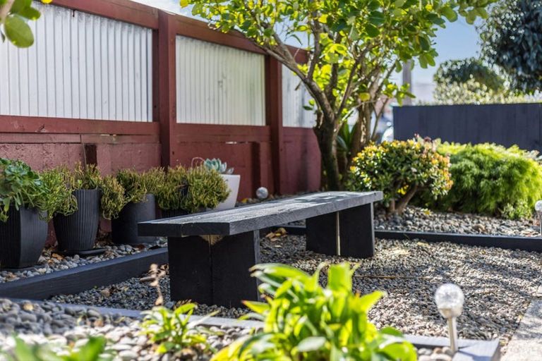 Photo of property in 14 Jessie Street, Petone, Lower Hutt, 5012