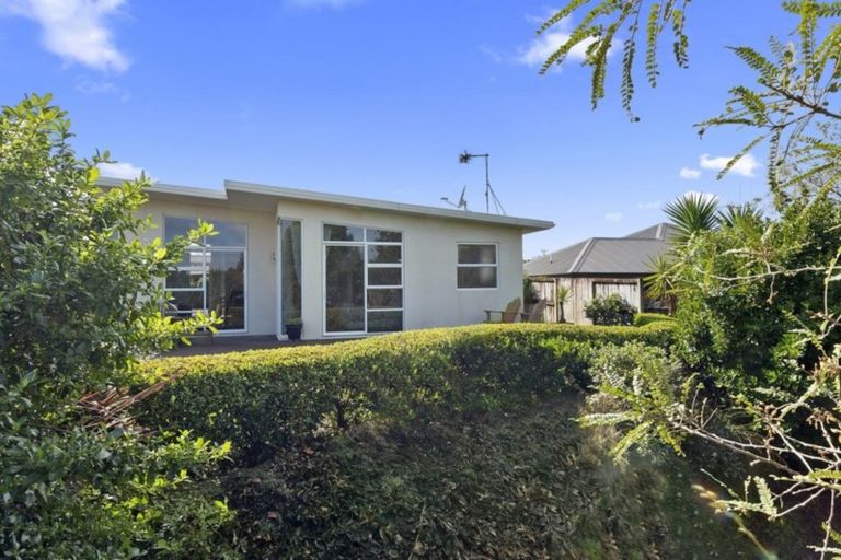 Photo of property in 5 Oldfield Court, Huntington, Hamilton, 3210