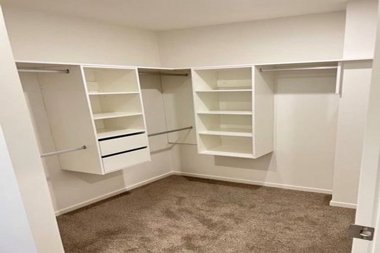 Photo of property in 8/26 Toru Street, Te Atatu Peninsula, Auckland, 0610