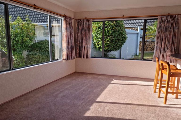 Photo of property in 15 Augusta Place, Te Kamo, Whangarei, 0112