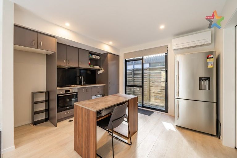 Photo of property in 3/185 High Street, Hutt Central, Lower Hutt, 5010