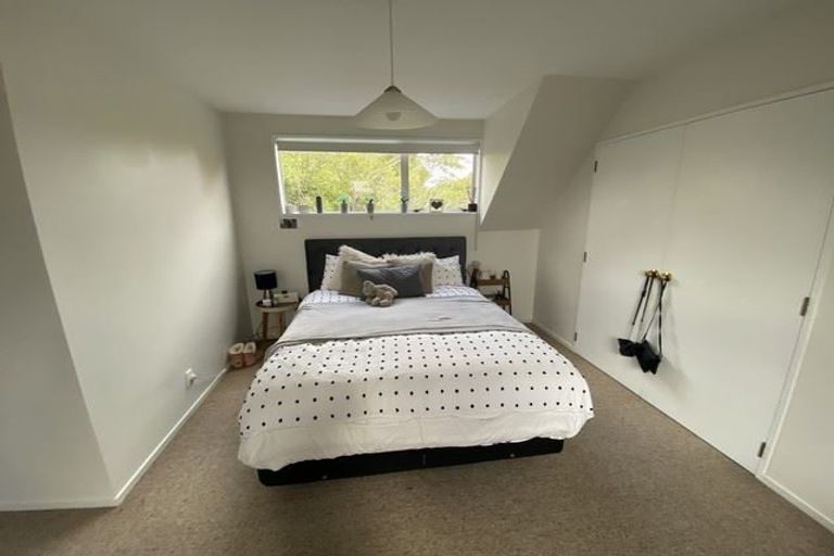 Photo of property in 12 Ilam Park Place, Ilam, Christchurch, 8041