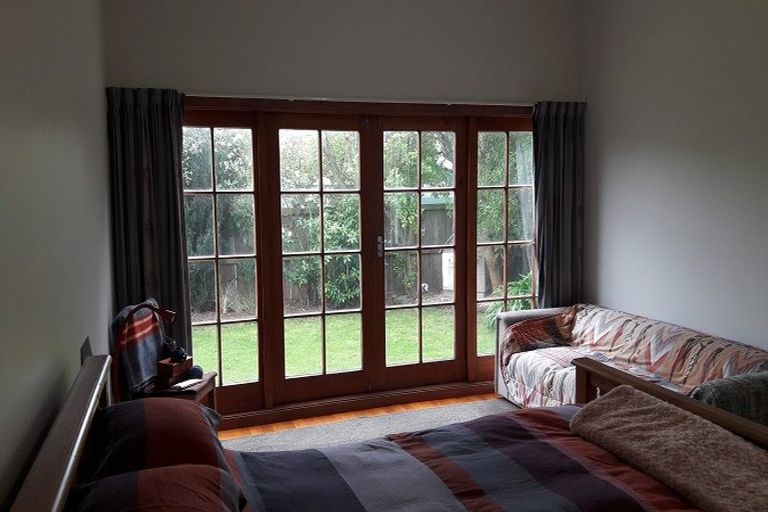 Photo of property in 1/59 Bowhill Road, New Brighton, Christchurch, 8083