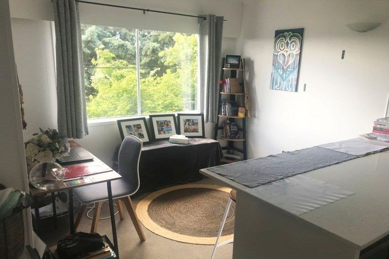 Photo of property in 15/83 Lake Road, Devonport, Auckland, 0622