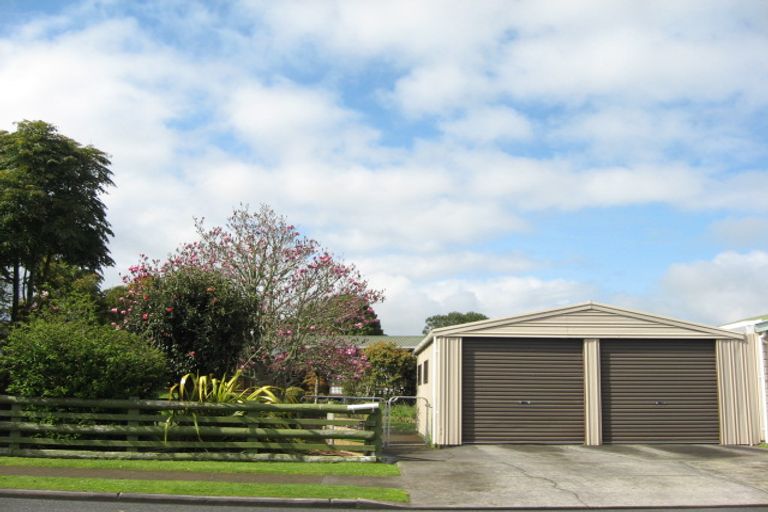 Photo of property in 45 Takiroa Street, Urenui, 4375