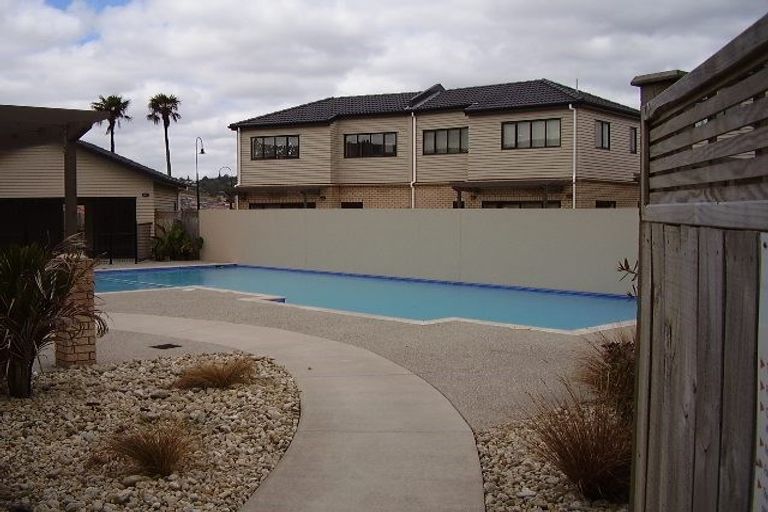 Photo of property in 10 Skip Lane, East Tamaki, Auckland, 2013