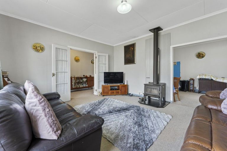 Photo of property in 28 Kawatiri Avenue, Gonville, Whanganui, 4501