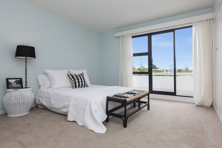 Photo of property in 66 Glandovey Road, Fendalton, Christchurch, 8052