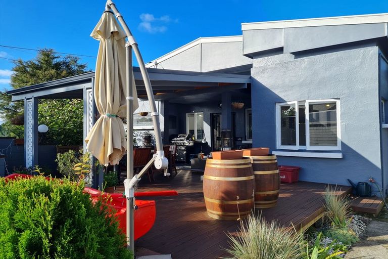 Photo of property in 22 Leicester Street, Picton, 7220