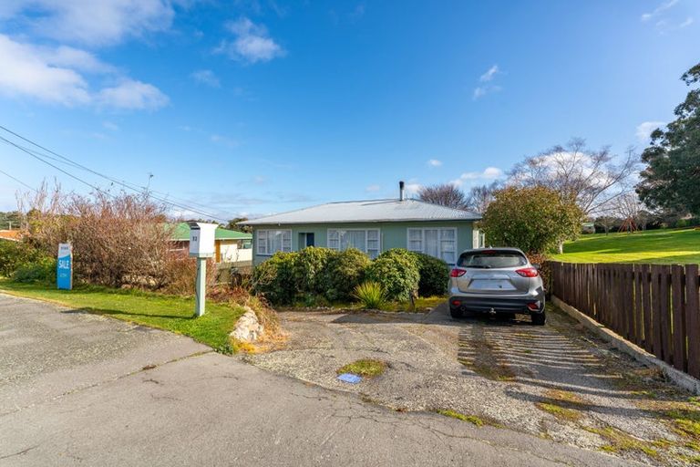 Photo of property in 13 Arthur Street, Holmes Hill, Oamaru, 9401