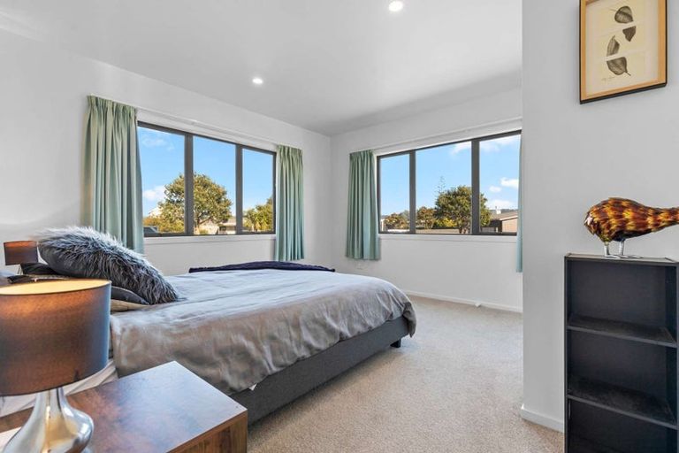 Photo of property in 135 Harbour Drive, Matarangi, Whitianga, 3592