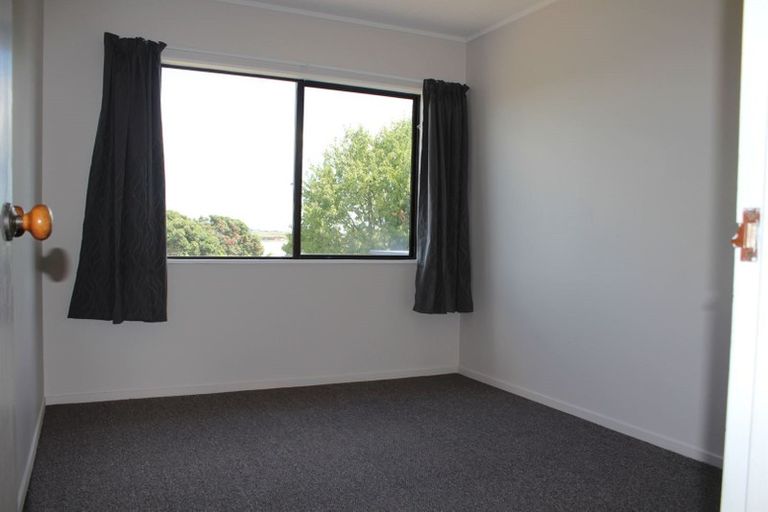 Photo of property in 11 Kaanapali Place, Wattle Downs, Auckland, 2103