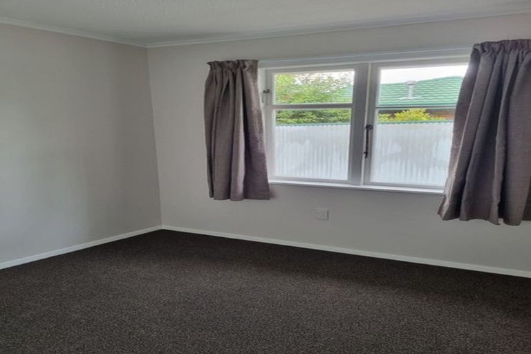 Photo of property in 1090a Fergusson Drive, Clouston Park, Upper Hutt, 5018