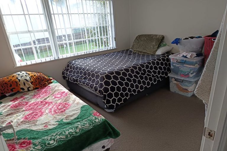 Photo of property in 1/126 Porchester Road, Papakura, 2110