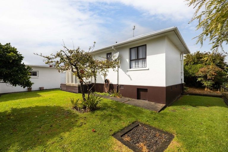 Photo of property in 26a High Street West, Waitara, 4320