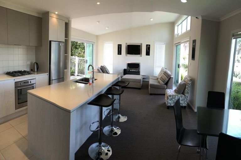 Photo of property in 1 Palm Grove, Waihi Beach, 3611