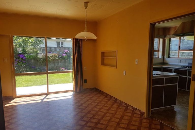 Photo of property in 3 Norwich Avenue, Spotswood, New Plymouth, 4310