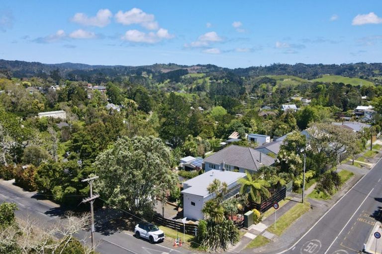 Photo of property in 76 Mcentee Road, Waitakere, Auckland, 0816