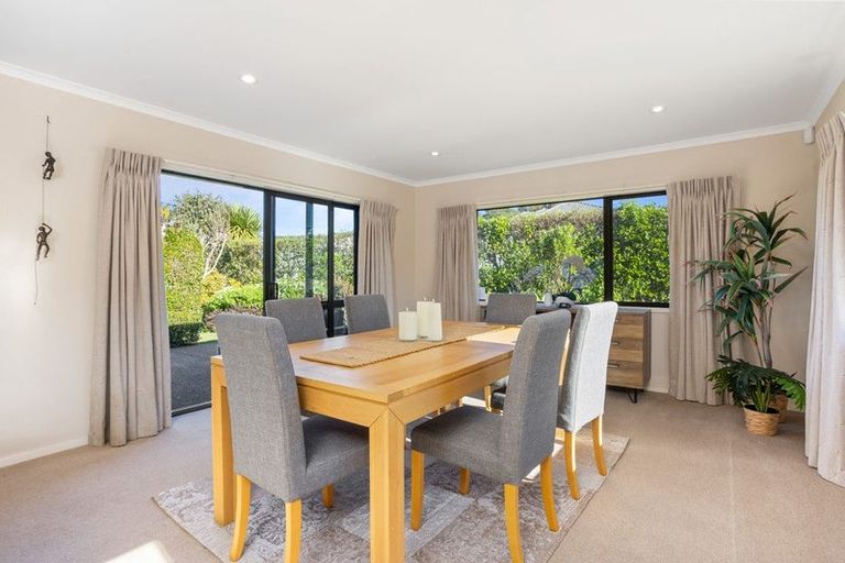 Photo of property in 114 Vaughans Road, Long Bay, Albany, 0792