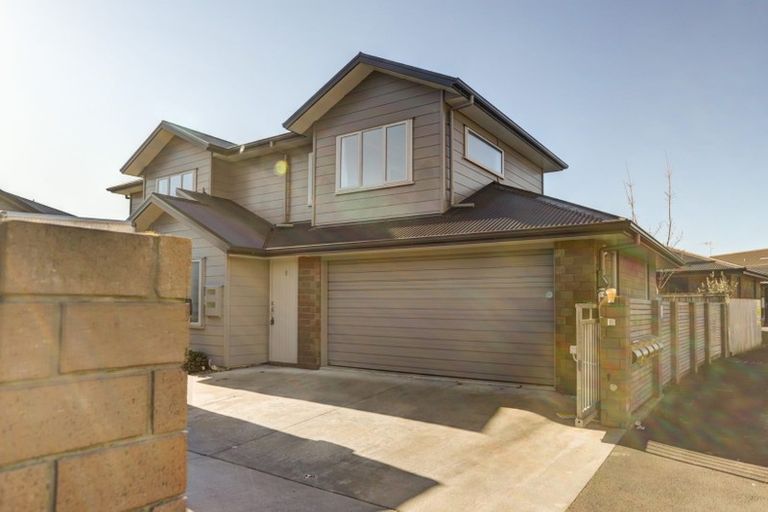 Photo of property in 9/27 Jones Crescent, Melville, Hamilton, 3206