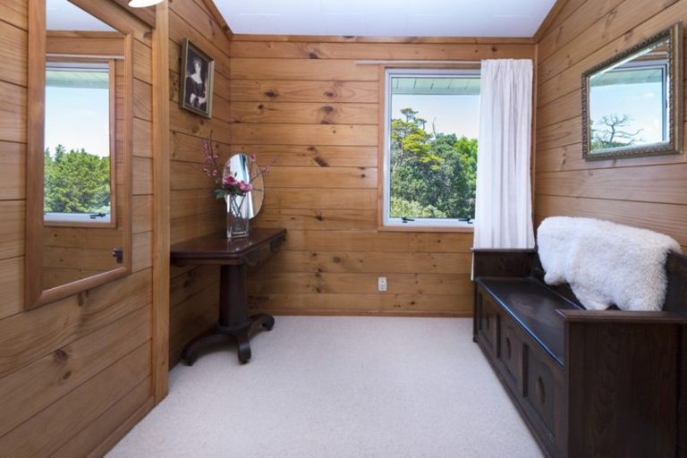 Photo of property in 19 Lynton Road, Bucklands Beach, Auckland, 2012