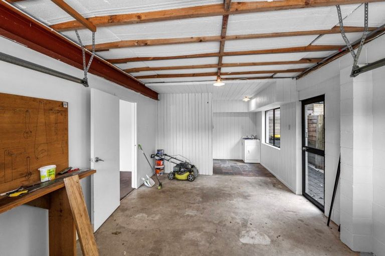 Photo of property in 96 Resolution Road, Welcome Bay, Tauranga, 3112